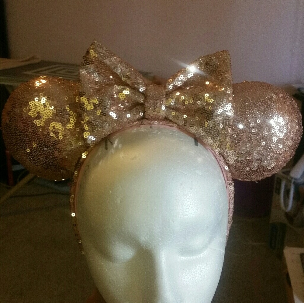 Mouse ears